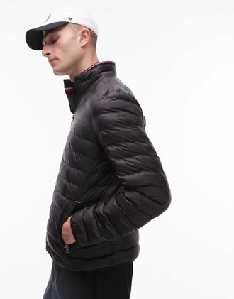 Tommy Hilfiger Giacca imbottita ripiegabile leggera nera con logo della bandiera-Nero