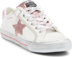 Vintage Havana Alive Camo Sneaker in White/pink at Nordstrom Rack, Size 7.5