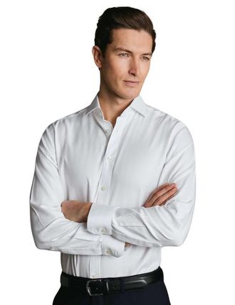 CHARLES TYRWHITT Cutaway Collar Non-Iron Herringbone Shirt in White at Nordstrom, Size 16.5 - 33