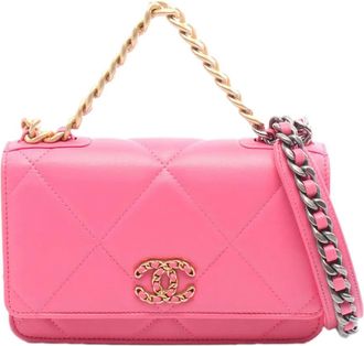 Chanel 2021-2025 Quilted Lambskin 19 Wallet on Chain satchel - Pink