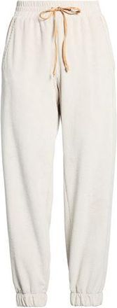 Alviero Martini 1A Classe HOSEN & R&Ouml;CKE - Hosen auf YOOX.COM