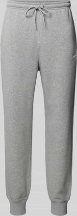 Nike Sweatpants mit Label-Stitching und Ges&auml;&szlig;tasche in Hellgrau, Gr&ouml;&szlig;e XXL