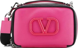 Valentino Garavani VLogo Zip Around Camera Leather crossbody bag - Roze
