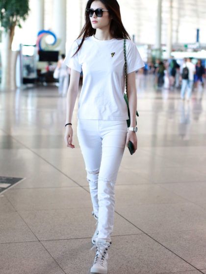 Guía de estilo: cómo vestir con la piel muy clara