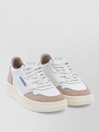 Autry medalist low sneakers contrast panels design