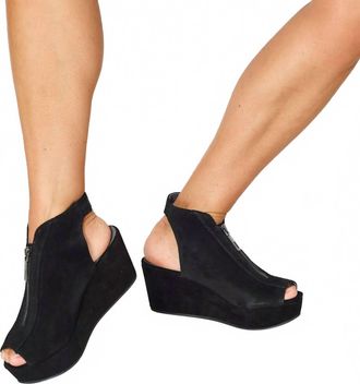 Chocolat Blu Women Wanessa Wedge In Black Suede