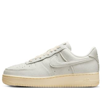 Nike (WMNS) Nike Air Force 1 Low 07 Sail Pony Hair II7398-100