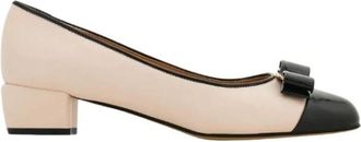Ferragamo Bow Pumps - Dames - Pumps - Roze - 40 EU - Leer - Schoenen