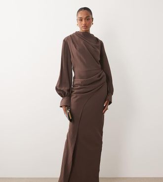 Asos Tall ASOS DESIGN Tall - Vestito lungo accollato marrone drappeggiato
