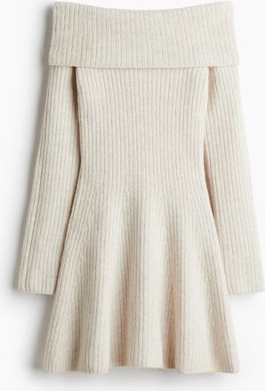 H&M Off-Shoulder-Kleid in Rippstrick - Beige