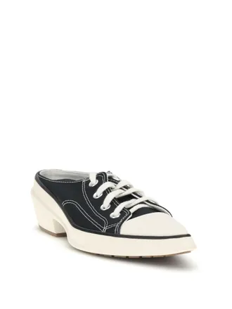 Converse Chuck Sneaker - Black