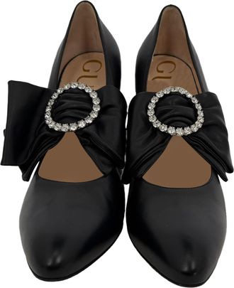 Gucci Gucci Elaisa pumps met strikdetail en kristallen versiering in zwart leer
