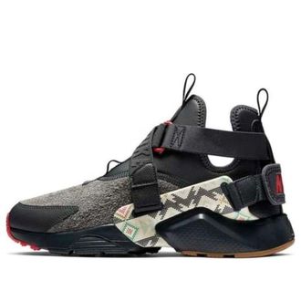 Nike (WMNS) Nike Air Huarache City Utility N7 AT6170-001