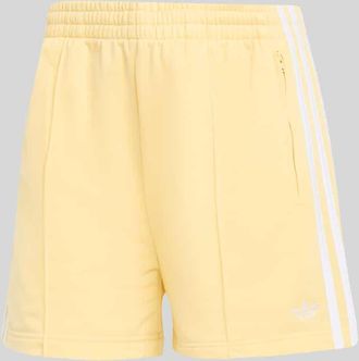 adidas Originals Shorts mit Logo Stitching Modell FIREBIRD CLASSIC in Hellgelb, Gr&ouml;&szlig;e XL