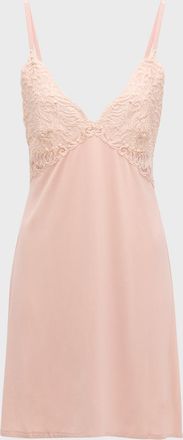 Natori Feather Essentials Lace Bust Chemise