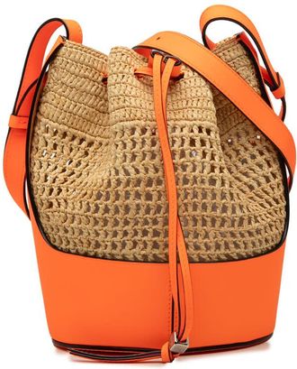 Loewe Pre-owned Loewe Small Raffia and Calfskin Balloon Bucket Bag Ladies BDHNS6SVKJC4DHR9