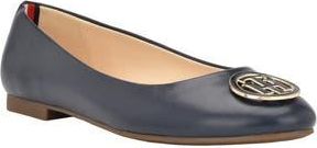 Tommy Hilfiger Ganimnay Flat in Navy at Nordstrom Rack, Size 7.5