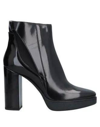 Tod's FOOTWEAR - Ankle boots on YOOX.COM