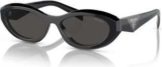Prada Futuristische ovale zonnebril met driehoekig logo - Dames - Accessoires - Zwart - Maat: 55 MM