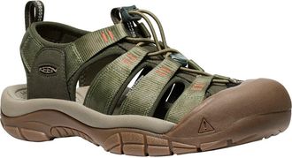 Keen Newport H2 Sandal in Winter Moss/Chevron at Nordstrom, Size 17