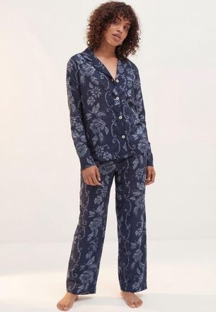Desmond & Dempsey Long Pajama Set in Dorothea Navy at Nordstrom, Size Large Uk