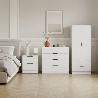 Home Discount Vida Designs Trega 3Pc Bedroom Set(2Dr Bedside, 4Dr Chest & Wardrobe) in White