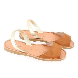 Minorquines Platte sandalen in su&egrave;de Avarca Caleta
