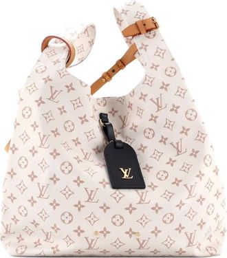 Louis Vuitton Atlantis Handbag Monogram Dune Canvas GM shoulder bag - Toni neutri