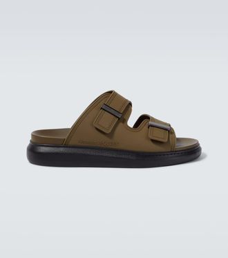 サンダル ALEXANDER MCQUEEN Men Sandals Beige 735803WHXK5 2120 McQueen Outlet: Mount Slick mules in suede - Beige | McQueen