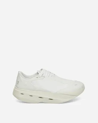 On Women s POST ARCHIVE FACTION (PAF) Cloudboom Volt Sneakers White / Gale