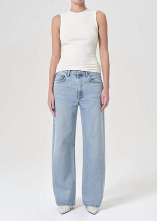 A Gold E Low Curve Jean In Pendulum