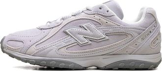 New Balance Panelled Suede Sneaker - White