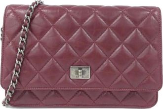 Chanel Bordeaux Red Color Leather Chain/Shoulder Wallet (Pre-Owned)