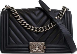 Chanel 2016-2017 Old Medium Boy Flap lamsleren crossbodytas met chevron-streep - Zwart