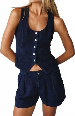 Bella Dahl Pleated Shorts In Navy