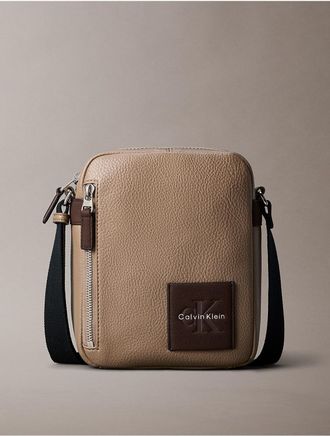 Calvin Klein Mens Monologo Reporter Bag - Brown