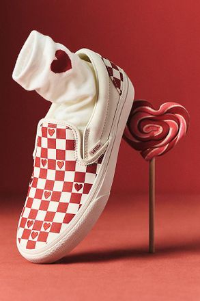 Vans Classic Slip-On Checkered Hearts Sneakers
