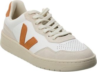 Veja Veja V-90 Leather Sneaker