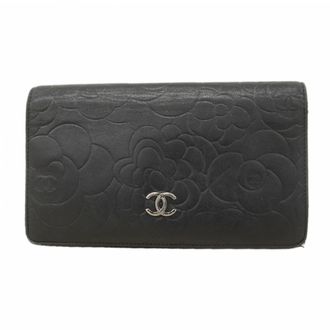Chanel Black Leather Long Wallet (Bi-Fold) (Pre-Owned)