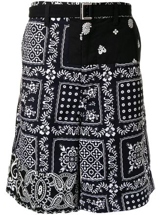 sacai bandana-print cargo shorts - Black