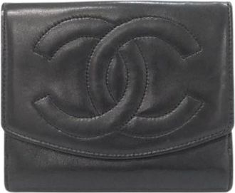 Chanel Pre-owned Wallets, female, Black, Size: ONE SIZE Pre-owned Timeless CC Line Lambskin Wallet