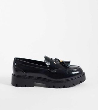 schuh Wide Fit - Livvy - Mocassini neri verniciati con suola spessa e nappe-Nero
