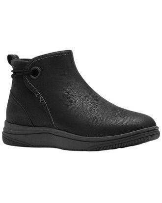Clarks Breeze Derby Textile Boot