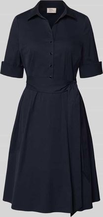 robe l&eacute;g&egrave;re Knielanges Hemdblusenkleid mit Bindeg&uuml;rtel in Marine, Gr&ouml;&szlig;e 34