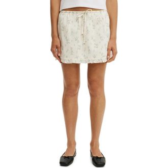 Cotton On Womens Edie Mini Skirt in Jenna Ditsy Creme Fraiche at Nordstrom, Size 12