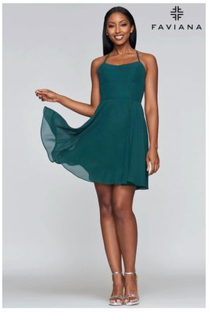 Faviana Lace-Up Back Halter Chiffon Cocktail Dress In Evergreen