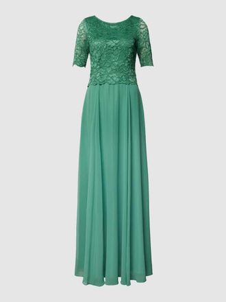 Vera Mont Abendkleid mit Lochmuster in Gruen, Größe 48