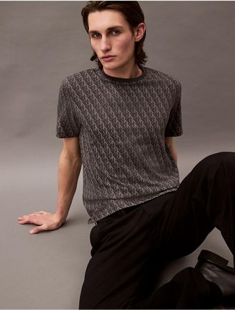 Calvin Klein Mens Liquid Touch Allover Monogram Classic T-Shirt - Grey - XL