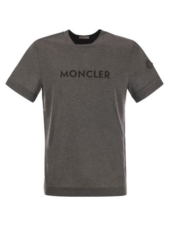 Tシャツ・カットソー MONCLER T-SHIRT IN MERCERISED JERSEY Mirrored logo t-shirt | Moncler Grenoble | OTTODISANPIETRO