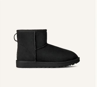 UGG Womens Classic Mini Ii Boot In Black
